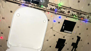 Merry Christmas! New Year's Eve Pissing Compilation! Yellow Urine and Dirty Pads!