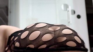 Brunette Tranny jerking in hard dick in solo Webcam