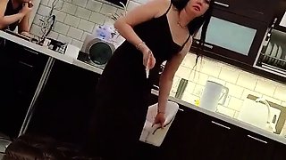 Cute amateur brunette naughty in solo jerking show on camera
