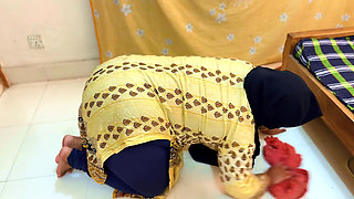 Arab Hot Maid Stuck: Please Hurry up & Fuck My Big Ass Then Get Me Out of Under Bed