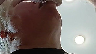 In the Afternoon, I Fuck My Stepmom in the Mouth in the Kitchen and Cum