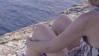 Amazing Outdoor Sex by the Sea! Intensely Fucked on the Cliffs!