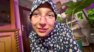 Blowjob in Hijab JOI