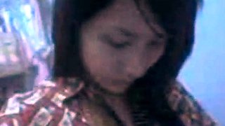 Indonesian Amateur Asian Teen Shows Her Body