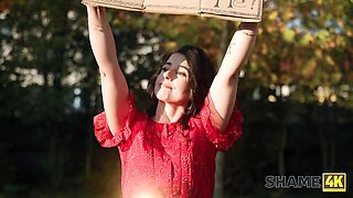 Shame 4k - czech mature movie
