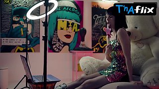 Aleksandra Revenko Funbags Vignette in Soderzhanki