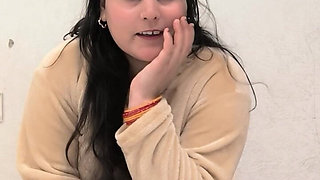 Fingering Pussy Deeply