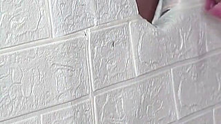 Gloryhole the Dick Reacts to Every Move