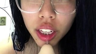 Amateur Webcam Cute Teen Plays Solo with Big Dildo