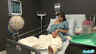 Camsoda-Cute darkhaired babe patient rubbing her twat