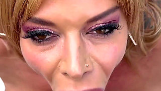 Amazing Close up Blowjon with Sara St.clair in POV