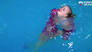 Swim & Play in Pvc Mac, Latex and Heels