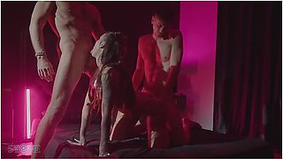 Sports Girl With Big Ass Susy Gala Invited Me And Tommy To Fuck With Her