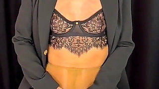 Secretary Teasing Her Boss Ends with Foojob & Cum on Pantyhose Legs