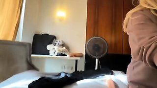 Bonnie Blue Fucks Virgin Fresher