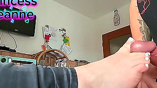 The Neighbor Fucked My Feet. He Liked It and He Fucked Hard