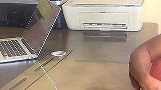 The Delivery Girl Fuck the Boss