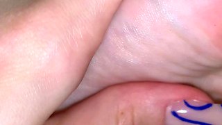 Flexible foot fetish masturbating with feet and hands