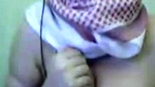 Arab Girl with Big Boobs on Webcam