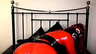 LATEXnCHILL - Latex Succubus needs your CUM