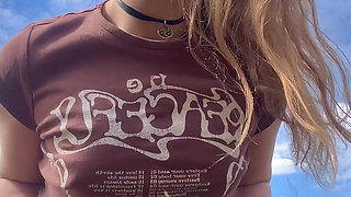 Girl Shows Her Tits and Pussy Outdoors