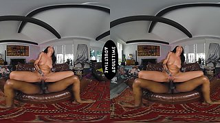 Nina White Barely Hides Her Big Butt While Sucking Publicly On Her Trainers Cock In Taboo Che