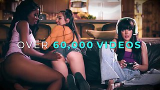 GIRLSWAY - Wild Cadence Lux Learns MASSIVE SQUIRTING From Bestie Aiden Ashley In Outdoor Fuck Fest: Porn