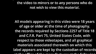 GROOBYGIRLS Elle Rises Confidently