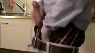 Twink Sagger Shoots a Load on the Table