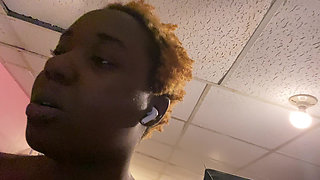 looking for a husband sugar daddy !