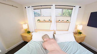 Virtual Porn - Kay Carter Is Busy with Laundry; You Offer to Help Her Fold