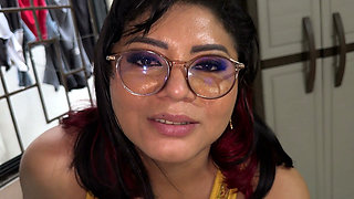 A secretary turns her boss on and tells him she has always wanted to have a passionate sexual affair in the office.