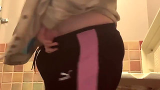 Fat Pussy Peeing in Public Toilets