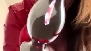 Cumshot amateur MILF suck and jerks dude in the bedroom