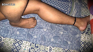 Desi Aunty sharing bed when Husband is not at home Hairy Pussy Fucking