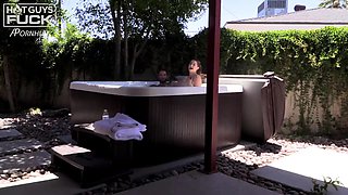Hairy Italian Muscle Stud Handles All The Ass On Kenzie!
