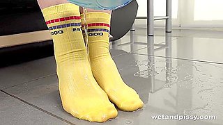 Piss Covered Big Tits - Chubby Teen 18+ Fetish Porn