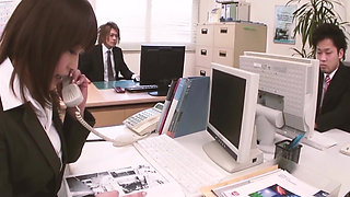 Beau Jap Sex Scene 3: Beautiful Busty Japanese Woman Masturbates in the Office Bathroom