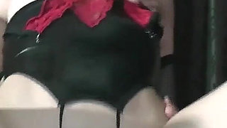 Lisa 19 Years Old - Creampie-gangbang All Men Cum in Her Pussy