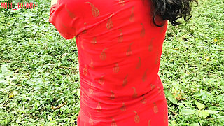 Village Hot Girl XXX in Jungle Hindi Audio Sex, Desi Local Jungle Sex Video
