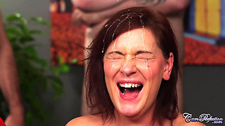 Wendy Cum Bucket Challenge