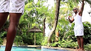 Jayla Foxx Juggles 2 BBCs By The Pool At IndustryInvaders