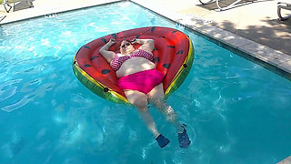 Short Video of BBW Nurse Vicki Floating on Her Huge Watermelon