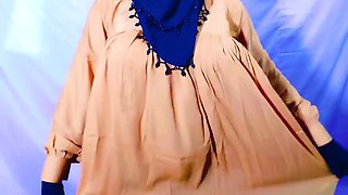 Desi Housewife Dirty Talk Blowjob - Busty Indian Beauty Hardcore Sex