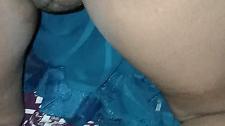 Desi Indian sister-in-law is riding a lot of land