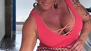 A Little Flashing at the Carwash