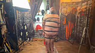 Lanista Bear and Domina Satana bondage lesson