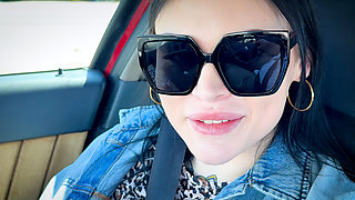 Car Pickup Sex with a Horny Curvy Slut!