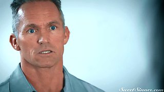 SweetSinner - I'm Leaving Him Scene 4 2 - Silvia Saige