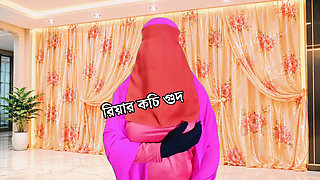 Beautiful Riya is fucking inside the bus